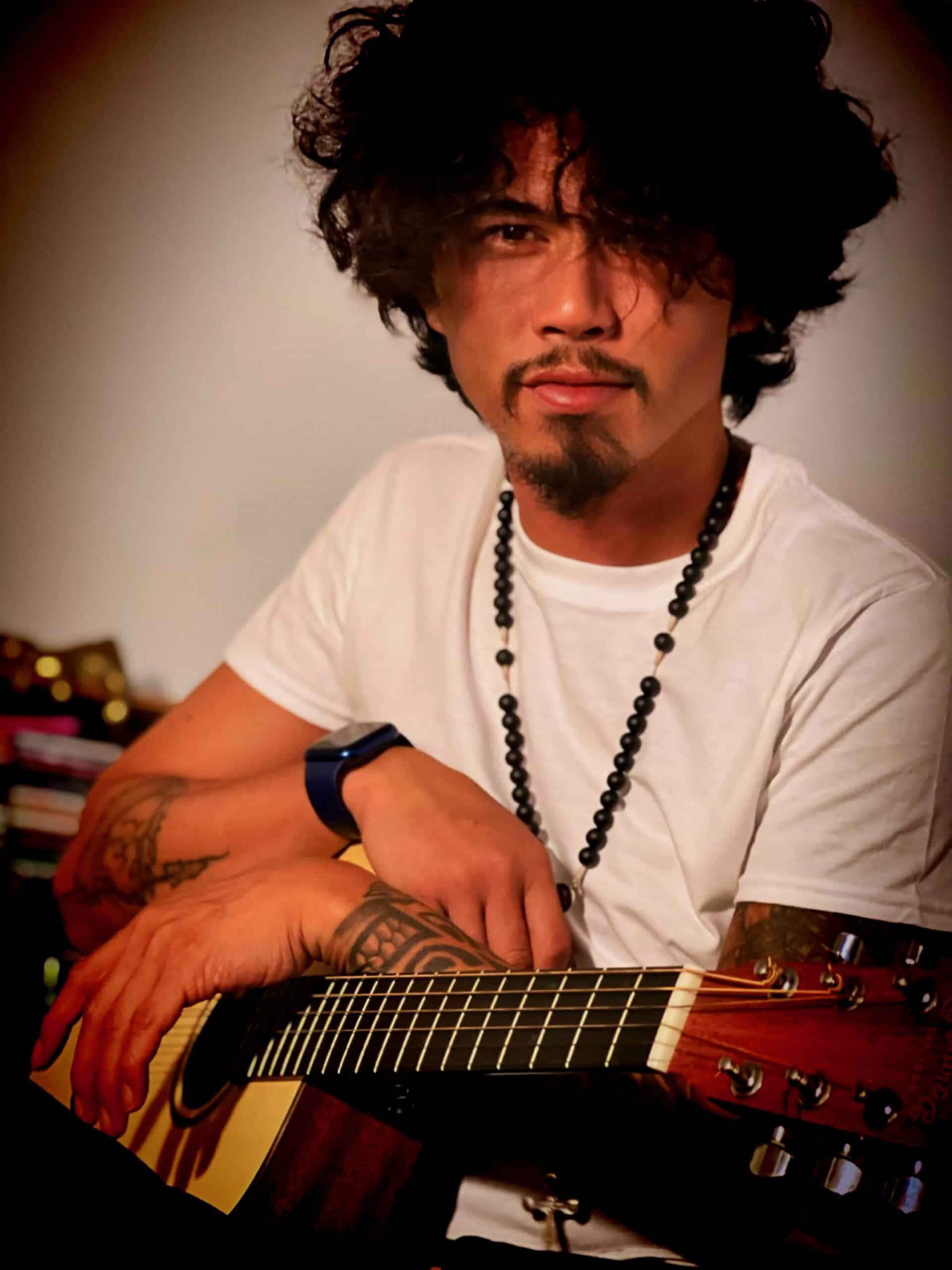Live Music with Arrow